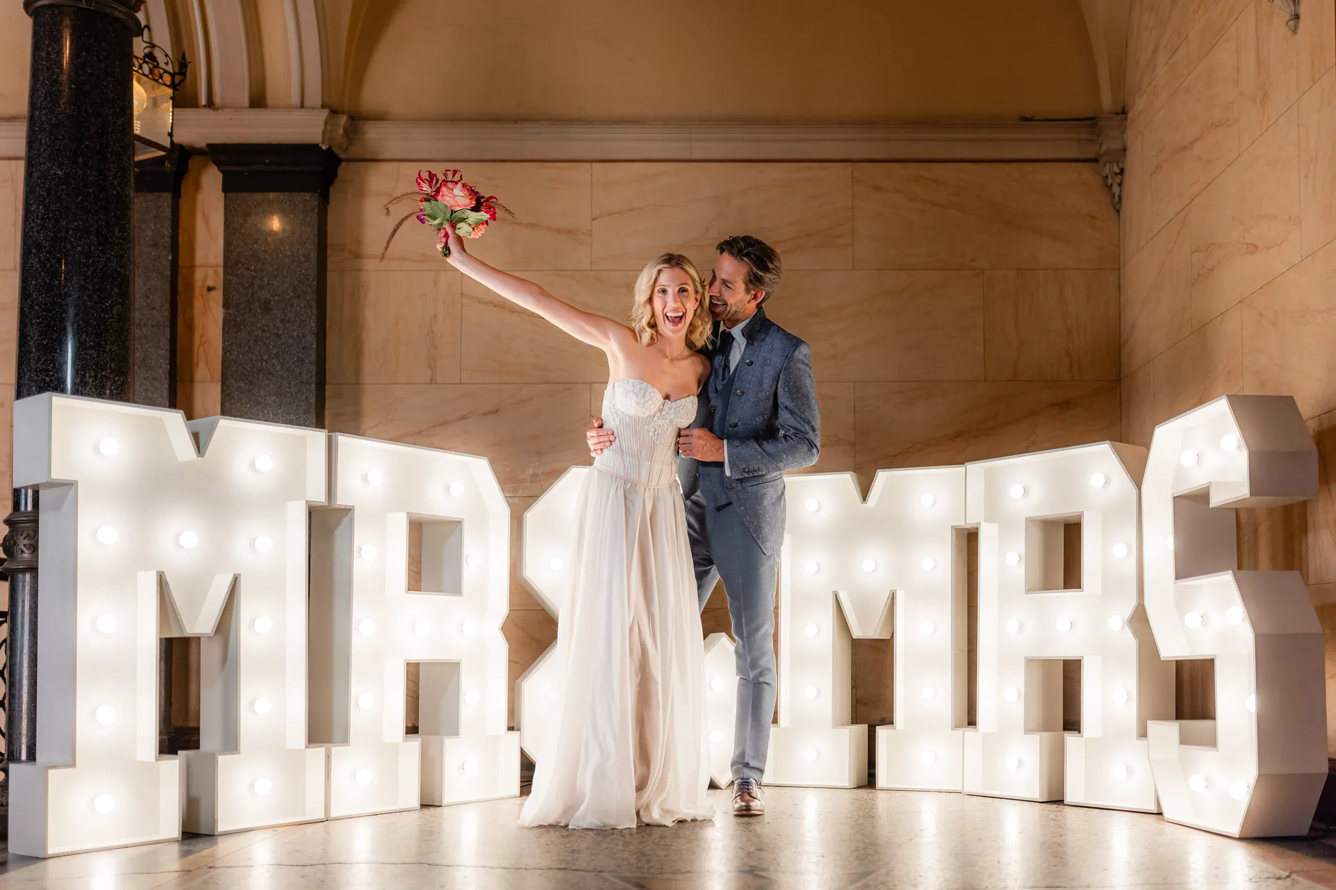 Hochzeitsbuchstaben - Bild 1